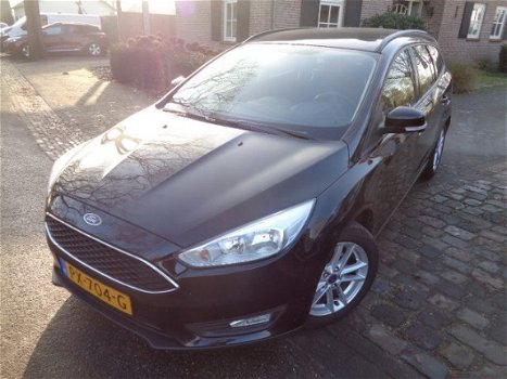 Ford Focus Wagon - 1.0 L EDIT.NAVI/AC/PDC/LMV - 1