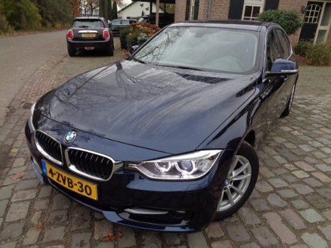 BMW 3-serie - 320ED EXECUTIVE. ECC/LMV/XEN/NAVI/AUDIO - 1