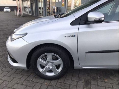 Toyota Auris - 1.8 Hybride Aspiration /navigatie/ - 1