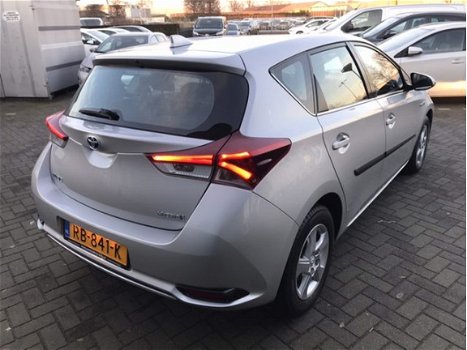 Toyota Auris - 1.8 Hybride Aspiration /navigatie/ - 1