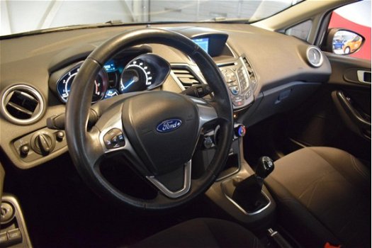Ford Fiesta - 1.0 65PK STYLE NAVI 5D - 1