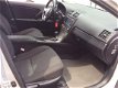 Toyota Avensis - 2.0 VVTi Dynamic Automaat - 1 - Thumbnail