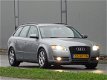 Audi A4 Avant - 2.0 TFSI 200Pk Pro Line _@ Xenon NL-Auto Dealer-Oh - 1 - Thumbnail