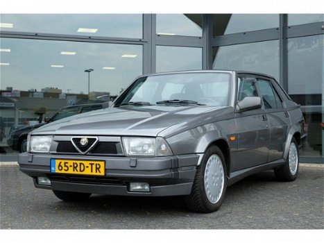 Alfa Romeo 75 - 3.0 V6 QV - 1