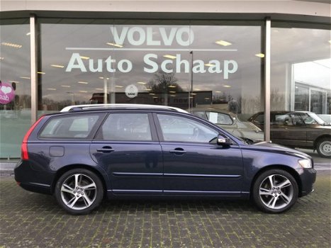 Volvo V50 - 1.6 D2 S/S Limited Edition Trekhaak Navigatie Leer Stoelverwarming - 1