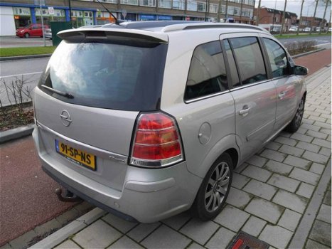 Opel Zafira - 2.2 Cosmo Automaat - Navigatie - 1