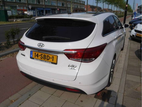 Hyundai i40 Wagon - 2.0 GDI Blue i-Catcher - 1