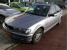 BMW 3-serie - 316i Black & Silverline - Navigatie