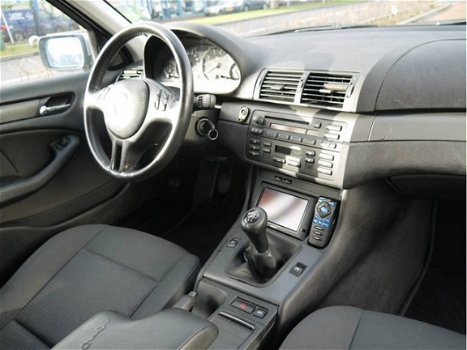BMW 3-serie - 316i Black & Silverline - Navigatie - 1