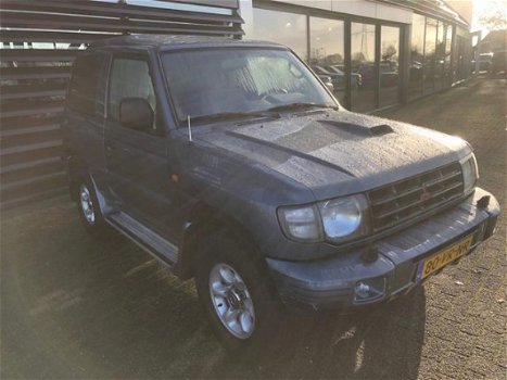 Mitsubishi Pajero - 2.8 TD 4WD GLS High Roof VAN AIRCO - NIEUWE APK TECHNISCH GOED € 3.250 Auto in t - 1