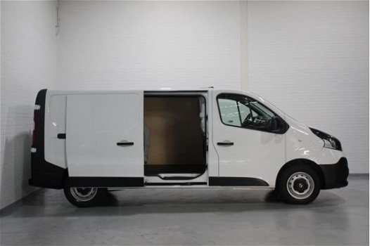 Renault Trafic - 1.6 dCi 120 pk L2H1 Airco, Achterdeuren met ramen, Navi portable, PDC met Camera - 1