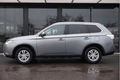 Mitsubishi Outlander - 2.0 PHEV 4WD CVT 5P Excl btw Business Edition X-Line - 1 - Thumbnail