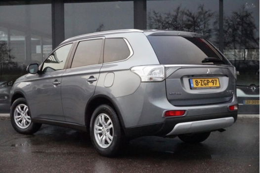 Mitsubishi Outlander - 2.0 PHEV 4WD CVT 5P Excl btw Business Edition X-Line - 1