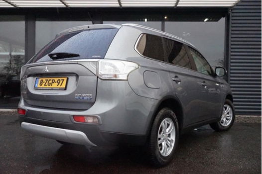 Mitsubishi Outlander - 2.0 PHEV 4WD CVT 5P Excl btw Business Edition X-Line - 1