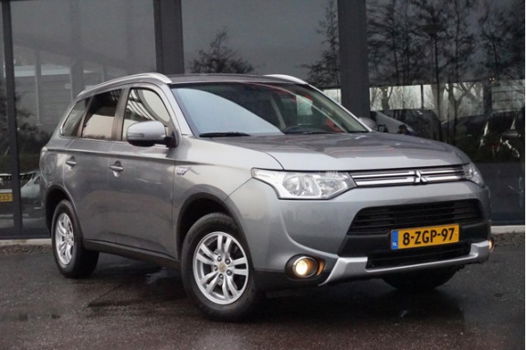 Mitsubishi Outlander - 2.0 PHEV 4WD CVT 5P Excl btw Business Edition X-Line - 1