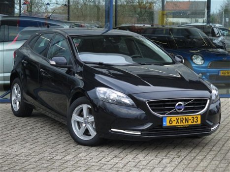 Volvo V40 - 2.0 D4 190 PK Business | NAVI | CRUISE | CLIMATE | BLUETOOTH - 1