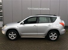 Toyota RAV4 - 2.0 16V VVT-I Automaat, Executive Business