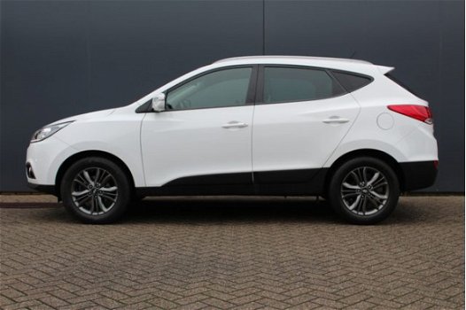 Hyundai ix35 - 1.6i GDI i-Vision |Nieuwjaarsactie | Parkeersensoren | Stoelverwarming | Bluetooth | - 1