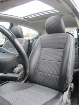 Mercedes-Benz A-klasse - 200 Avantgarde 136PK Panorama/Airco/Leder/MTF-stuur Dealer OH/Zeer netjes - 1