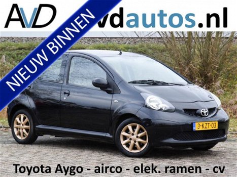 Toyota Aygo - 1.0-12V / Airconditioning / elektrische ramen / centrale vergrendeling / goudkleurige - 1