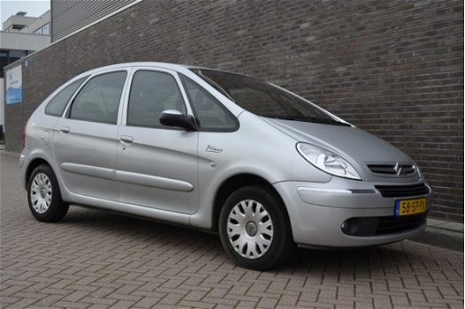 Citroën Xsara Picasso - 2.0i-16V Caractère - 1