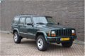 Jeep Cherokee - 2.5 Sport Classic Super bijtellingsvriendelijk In unieke staat - 1 - Thumbnail