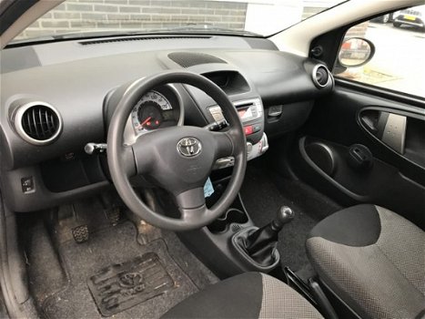 Toyota Aygo - 1.0 VVT-i Aspiration 5Drs Airco Bluetooth Handsfree - 1