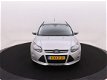 Ford Focus - 1.0 100PK EcoBoost Titanium Navigatie | Cruise | Clima | Voorruitverwarming | Trekhaak - 1 - Thumbnail