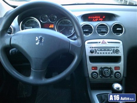 Peugeot 308 - 308 - 1