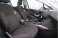 Peugeot 2008 - 1.2 82 pk Active | Cruise Control | Bluetooth | - 1 - Thumbnail