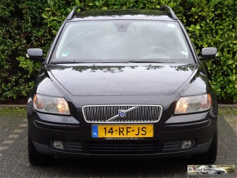 Volvo V50 - 2.0D Momentum - 1