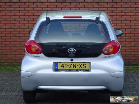 Toyota Aygo - 1.0 12v VVT-i + Airco/Elek Pakket/APK - 1