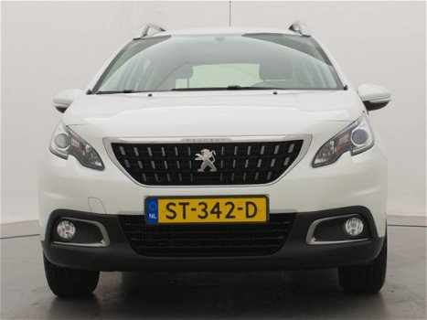 Peugeot 2008 - 1.2 110pk EAT6 Automaat Active | Navigatie | Parkeersensoren | Airco | Lage kilometer - 1