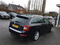 Skoda Octavia Combi - 1.6 TDI 81KW BUSINESS