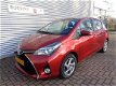 Toyota Yaris - 1.5 HYBRID NAVI/LM/AIRCO 29.000 KM RUESINK OUTLETPRIJS - 1 - Thumbnail