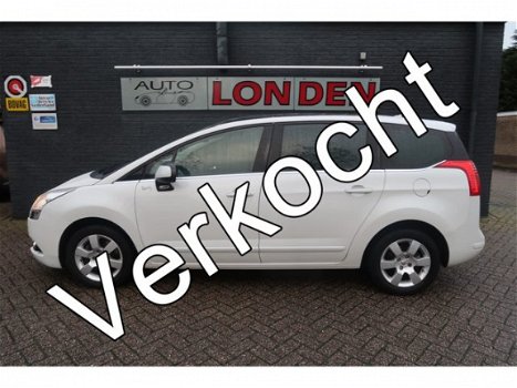 Peugeot 5008 - 1.6 THP Family 7p. Navigatie , leder interieur, afneembare trekhaak - 1