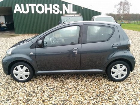 Toyota Aygo - 1.0-12V Comfort 5 Deurs, Airco, Apk Dec 2020, NL Auto, Lage km - 1