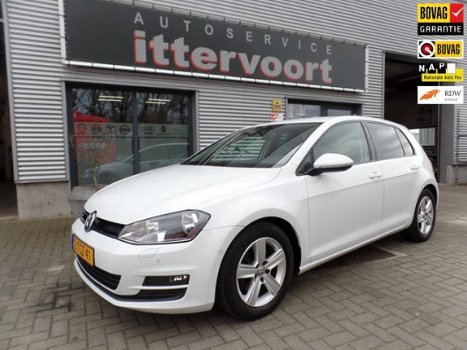 Volkswagen Golf - 1.6 TDI Highline BlueMotion Euro 6 - 1