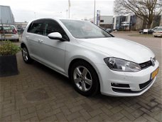 Volkswagen Golf - 1.6 TDI Highline BlueMotion Euro 6