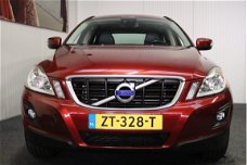 Volvo XC60 - 2.4D FWD Momentum LEDER NAVIGATIE CRUISE CONTROL AFN. TREKHAAK PDC TELEFOON ZEER MOOI