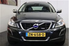 Volvo XC60 - 2.4 D5 AWD R-Design LEDER CRUISE CONTROL PANORAMA SCHUIF/KANTEL DAK AFN. TREKHAAK ZEER