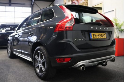 Volvo XC60 - 2.4 D5 AWD R-Design LEDER CRUISE CONTROL PANORAMA SCHUIF/KANTEL DAK AFN. TREKHAAK ZEER - 1