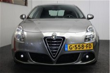 Alfa Romeo Giulietta - 1.4 T Distinctive CLIMATE CONTROL MISTLAMOPEN VOOR LM. VELGEN ZEER MOOI