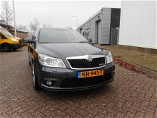 Skoda Octavia Combi - 2.0 TDI RS Leer/Stoelvr/PDC/Dak Vol Opties