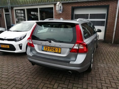 Volvo V70 - 2.0T R-Design Navi/Ecc/Leer - 1