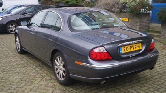 Jaguar S-type - 4.0 V8 * YOUNGTIMER - 1