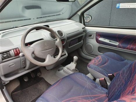 Renault Twingo - 1.2 Privilège Airco Stuurbekrachtiging Elektrische ramen voor - 1