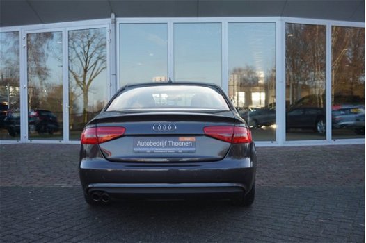 Audi A4 - 1.8 TFSI Edition, Climatronic, Pdc, Navigatie - 1