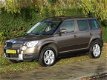 Skoda Yeti - 1.2 TSI Ambition Arctic met Navi-4 nieuwe banden - 1 - Thumbnail