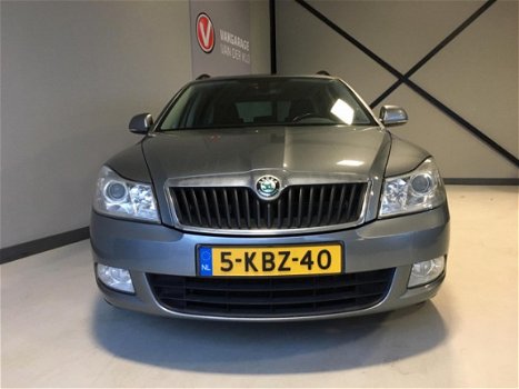 Skoda Octavia Combi - 1.6 TDI Greentech Arctic Navigatie, Airco, Cruise control, Pdc - 1